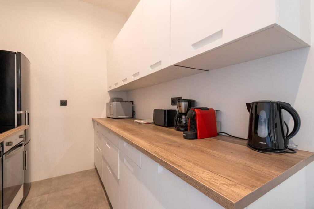 Harmonie Apartamento Nîmes Exterior foto